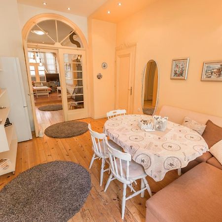 Tomovi Home - Three Bedrooms City Center Plovdiv Buitenkant foto