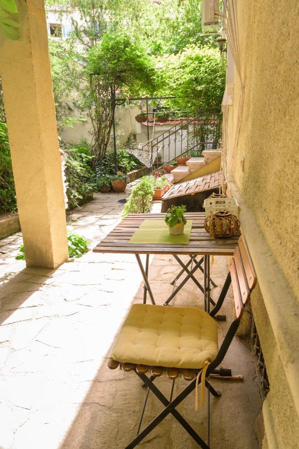 Tomovi Home - Three Bedrooms City Center Plovdiv Buitenkant foto